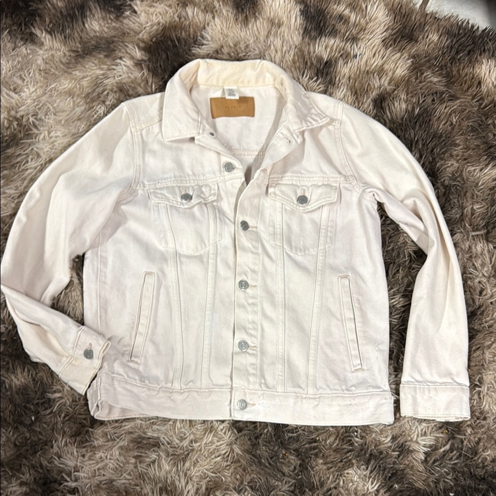 Uniqlo Off-White Denim Jacket
